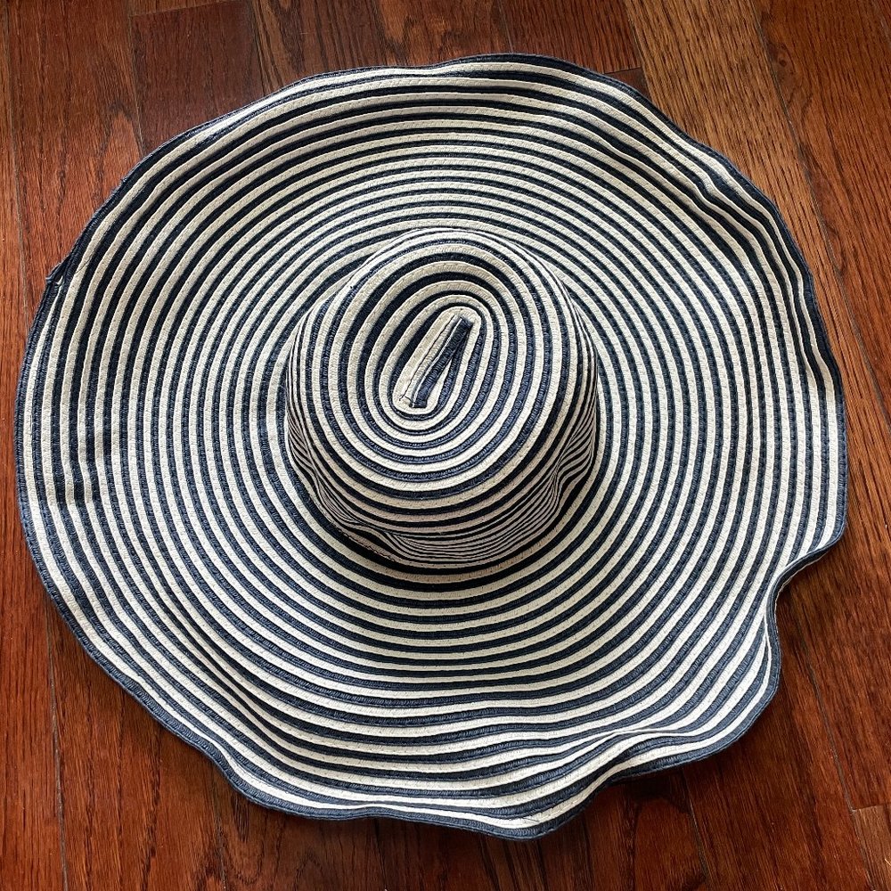 Kokin Straw Woven Hat, Defective